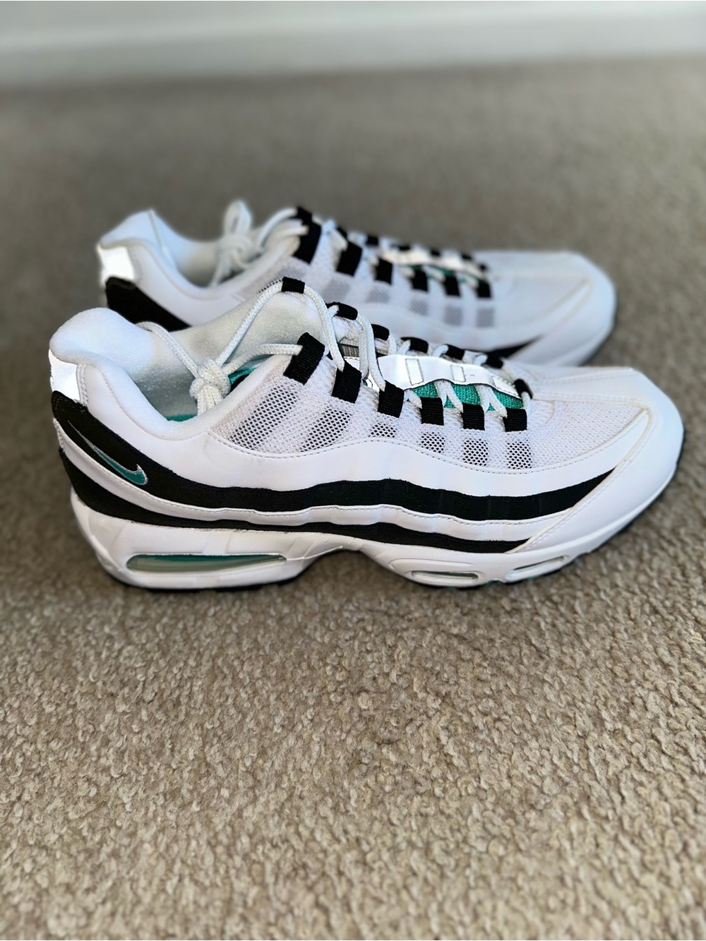 Nike Air Max 95 OG “Black Border” (No Box) - Picture 3 of 5